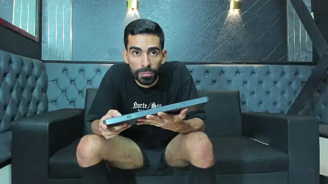 Chat XXX Live Andres_Bless