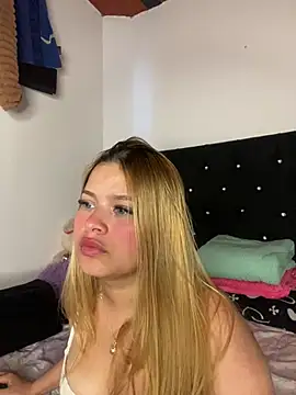 hanna_khaleesii Show in webcam