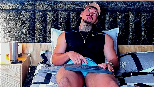 Stiven_collins Chat XXX live