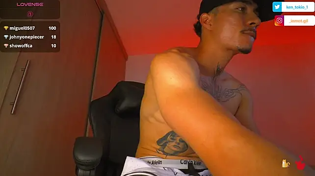 ken_tokiio's Live XXX Chat