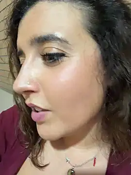 Novababy18 Show in webcam