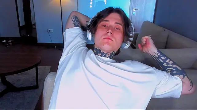 XXX chat uživo modela _torfin_