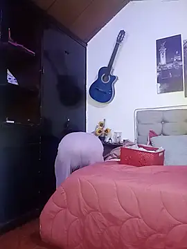 Keyla01_ Adlı Modelin Canlı XXX Sohbeti