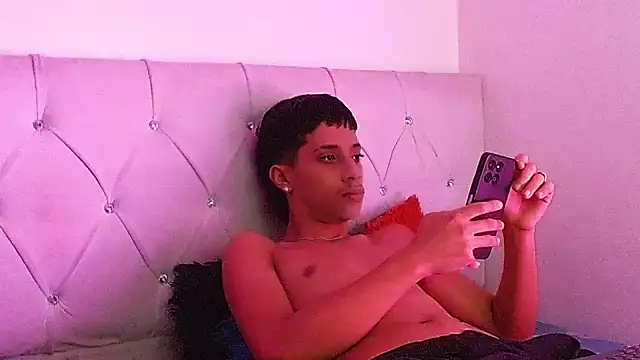 XXX chat uživo modela jl_brayan12