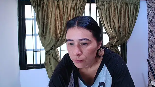 jackiie_'s Live XXX Chat