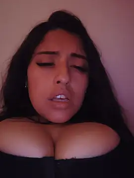 Chatroom XXX en direct de Megan_Konig