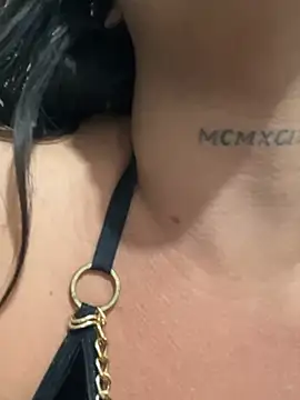 دردشة Sweet_vicky_hot الجنسية المباشرة