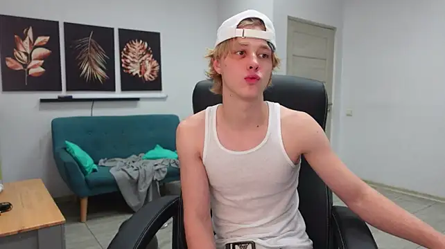 Eddie_Soltero Live XXX-chat