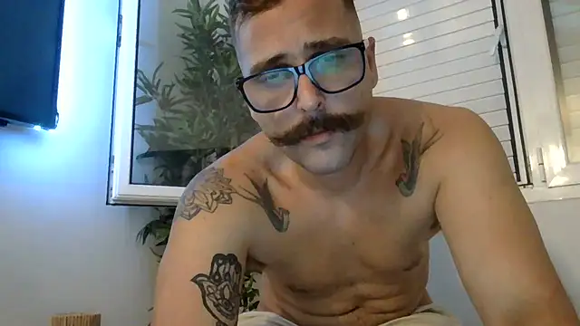 XXX chat uživo modela yanick931