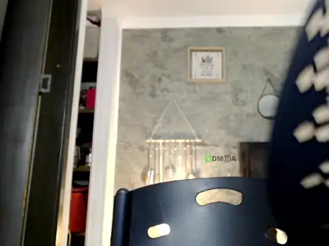 Chat +18 de isa_cruzx ao vivo