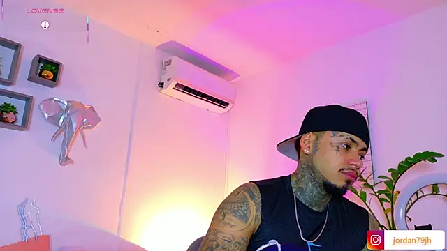 Živý XXX chat JordanSmiith_