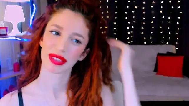 ChristinaConteeree 现场XXX聊天