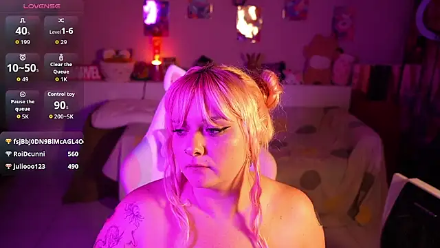Khitsunii Live XXX-chat