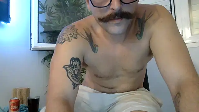 yanick931 Live XXX-Chat