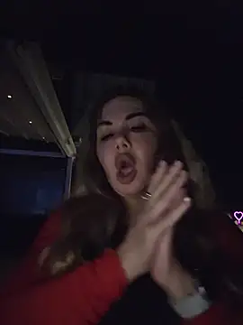 צ'אט XXX בשידור חי של Alisasex@xh