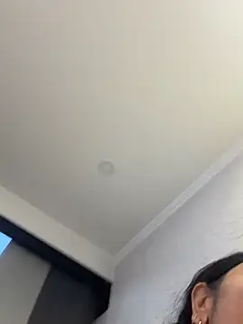 צ'אט XXX בשידור חי של violeta365