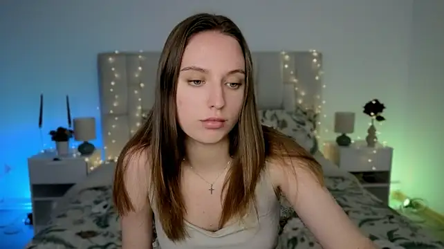 Онлайн чат XXX Cornelia_kitty