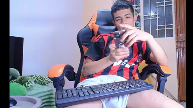 Apolo_fox22 Obrolan Langsung XXX
