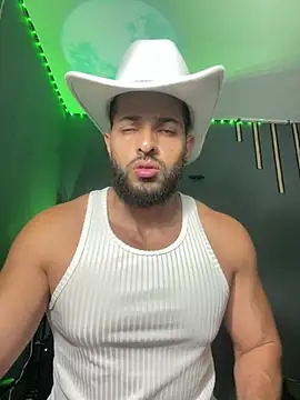 magnumchris' Live XXX Chat