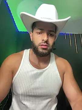 magnumchris' Live XXX Chat