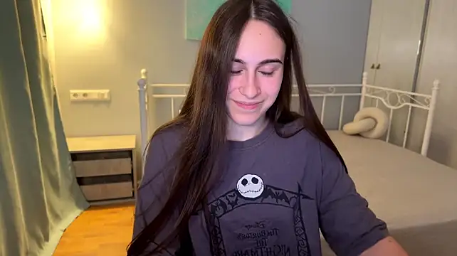 AliceKolltt Adlı Modelin Canlı XXX Sohbeti