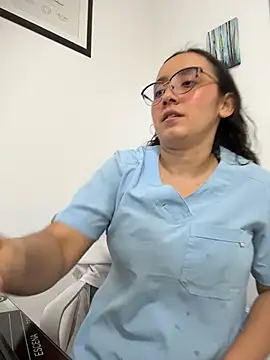 Kay_LustyWife Adlı Modelin Canlı XXX Sohbeti