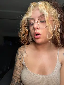Joyce-fire Live XXX-Chat