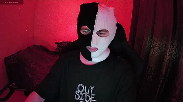 ZXCENSORED- Live XXX-chat