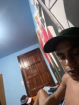 machucatu Live XXX Chat