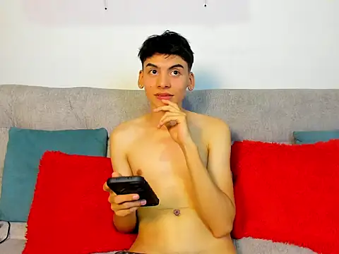 Angel_Dustt1's Webcam Show