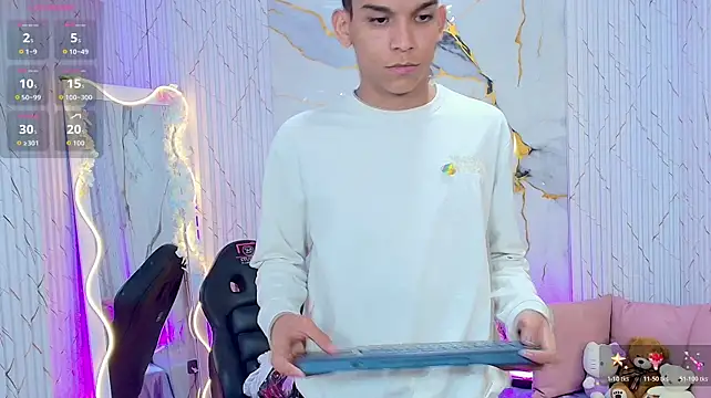 ANGELIC_TAY's Live XXX Chat