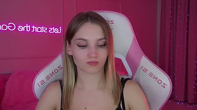 Chat +18 de StacyEvances ao vivo