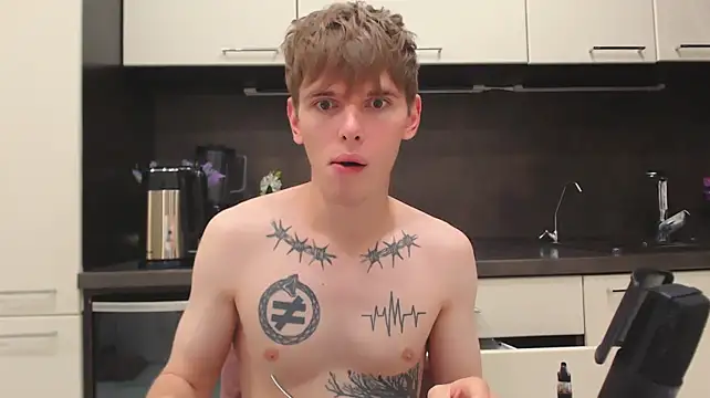 Fredd_Xanders' Live XXX Chat