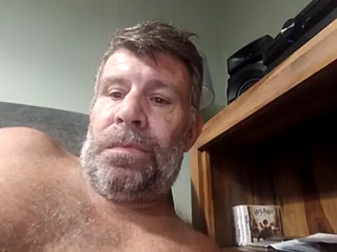 stud2512's Live XXX Chat