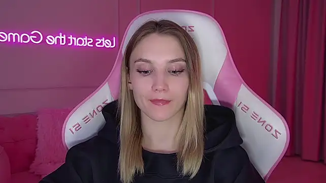 StacyEvances' Live XXX Chat