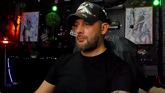 LexHardy's Live XXX Chat