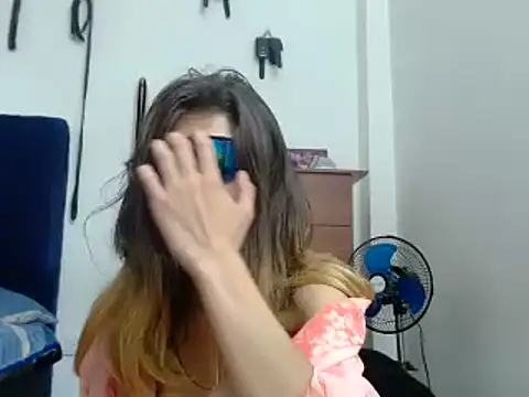 دردشة KratosAfroditacs الجنسية المباشرة