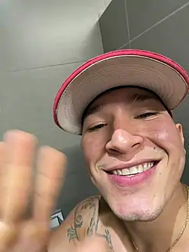 Horny_nick19's Live XXX Chat