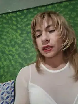 Evehamp Adlı Modelin Canlı XXX Sohbeti