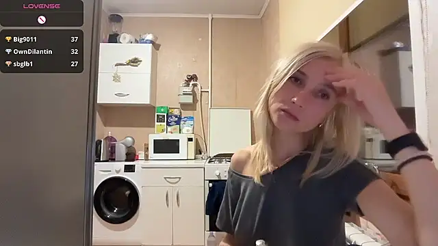 AngelJeni's Webcam Show