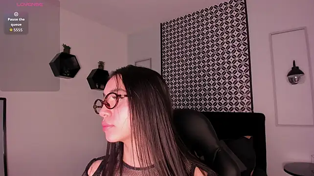 megann_blaze's Live XXX Chat