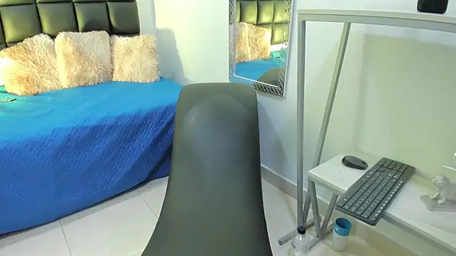 XXX chat uživo modela Brahian_Star