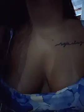 แชท XXX สดของ VinniKey