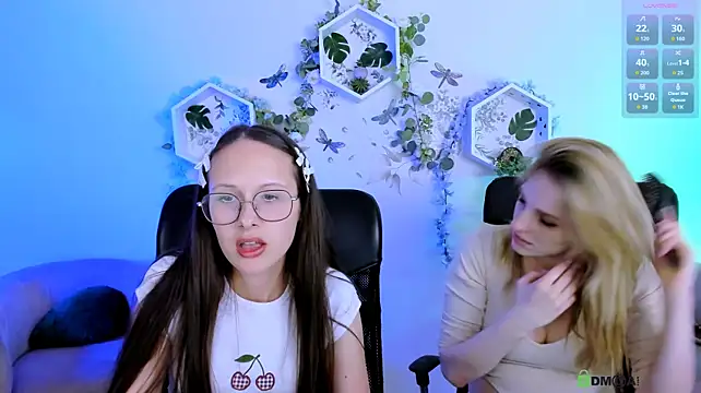 Živý XXX chat mona_cloud