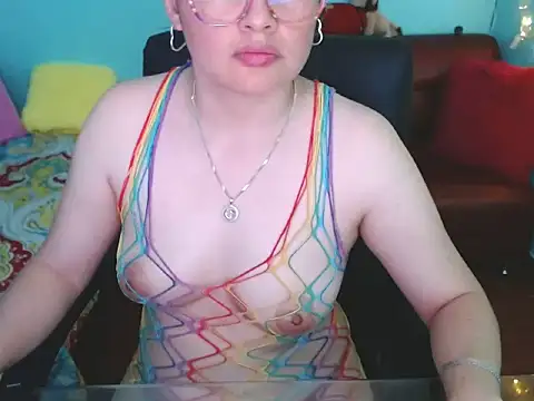 laurent19's Live XXX Chat