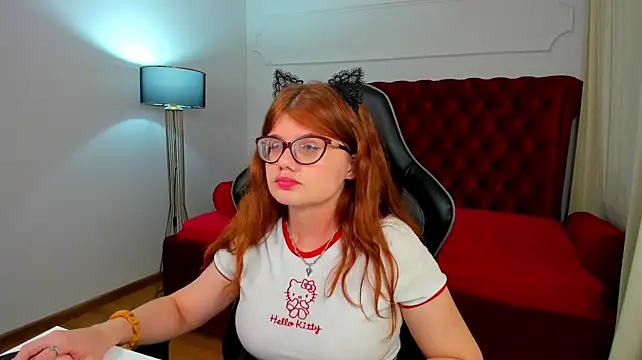 ChloeHalses Adlı Modelin Canlı XXX Sohbeti