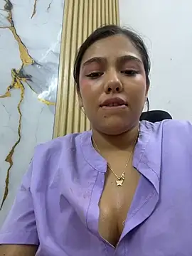 babysaritaa's Live XXX Chat