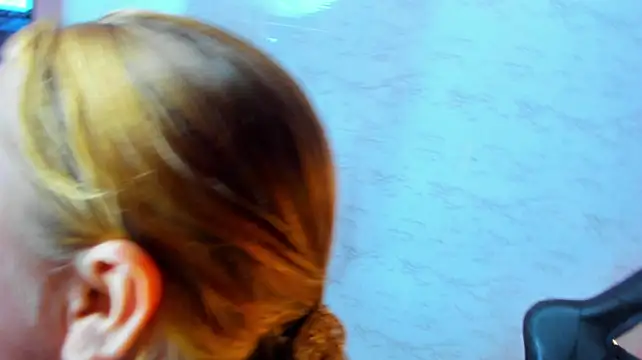 Lily_CuteBoobs' Live XXX Chat