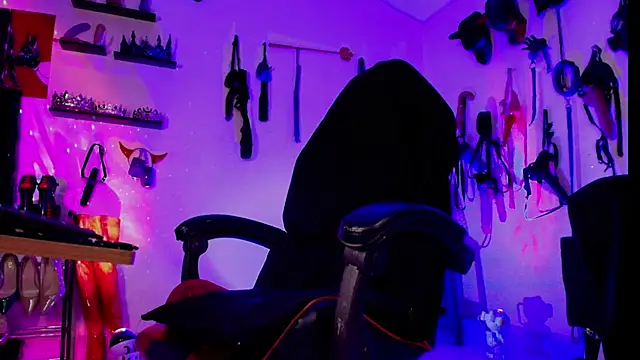 veresskaardila77's Live XXX Chat