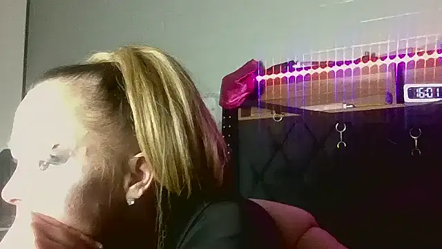 Pleasure_Princess69 Chat XXX live